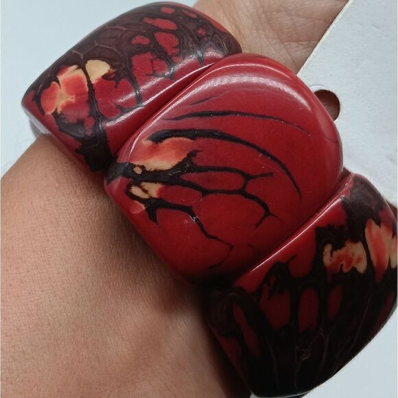 NATURAL HANDCUT Polished 1.25 inch Tagua Nut Red & Black Bracelet - Picture 6 of 15